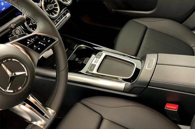 new 2025 Mercedes-Benz GLA 250 car, priced at $47,295
