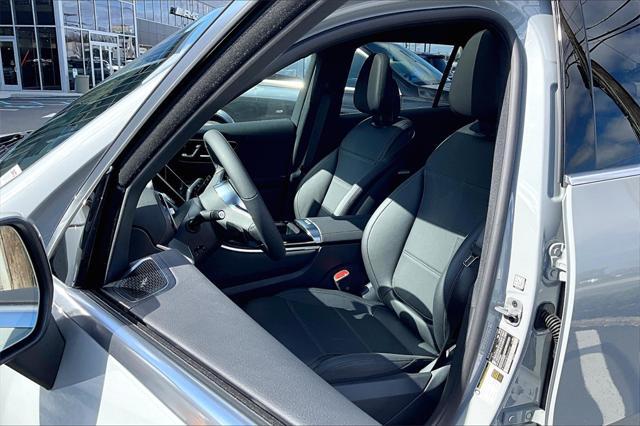 new 2025 Mercedes-Benz GLC 300 car, priced at $58,940