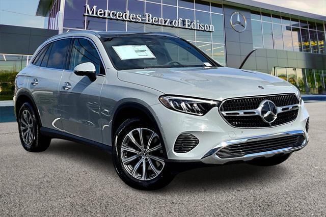 new 2025 Mercedes-Benz GLC 300 car, priced at $58,940