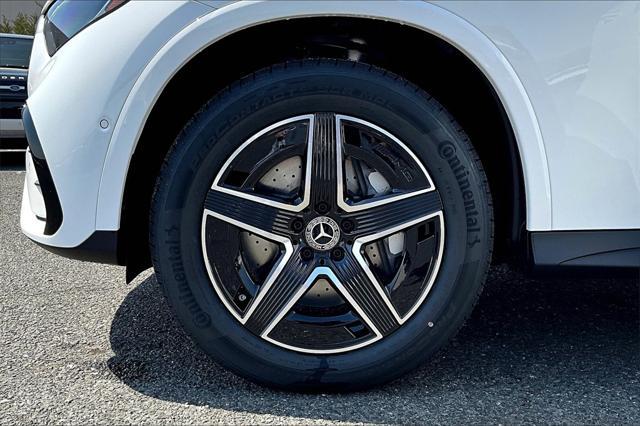 new 2025 Mercedes-Benz GLC 350e car, priced at $68,770