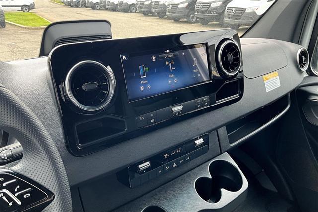 new 2025 Mercedes-Benz Sprinter 2500 car, priced at $65,308