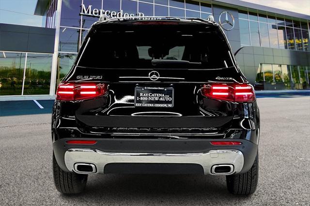 new 2024 Mercedes-Benz GLB 250 car, priced at $53,815