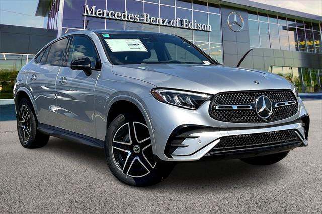 new 2025 Mercedes-Benz GLC 300 car, priced at $65,550