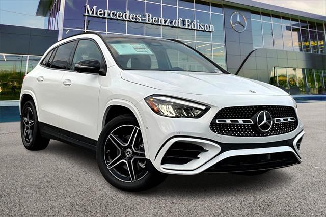 new 2025 Mercedes-Benz GLA 250 car, priced at $52,265