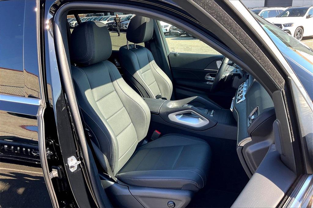 used 2025 Mercedes-Benz GLS 450 car, priced at $84,191