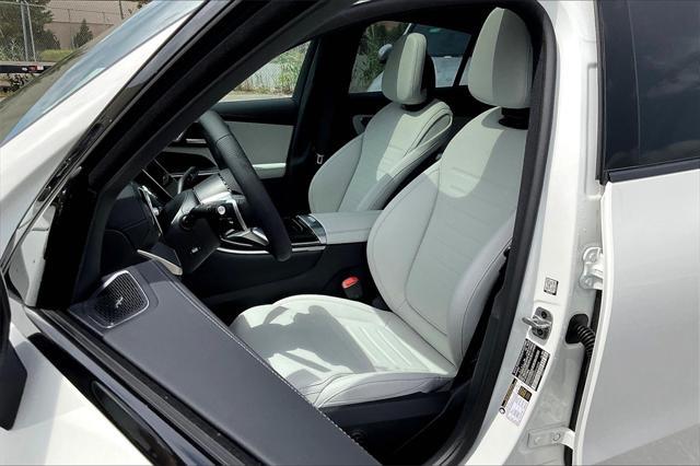 new 2025 Mercedes-Benz GLC 300 car, priced at $65,645