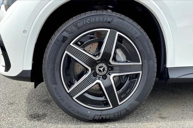 new 2025 Mercedes-Benz GLC 300 car, priced at $65,645