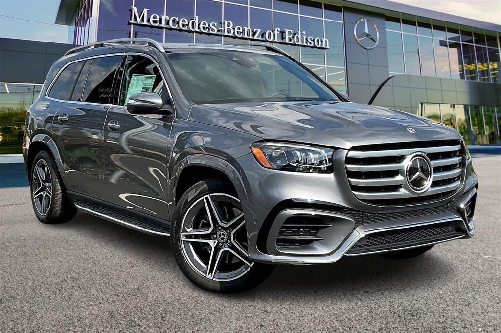 new 2025 Mercedes-Benz GLS 450 car, priced at $95,685