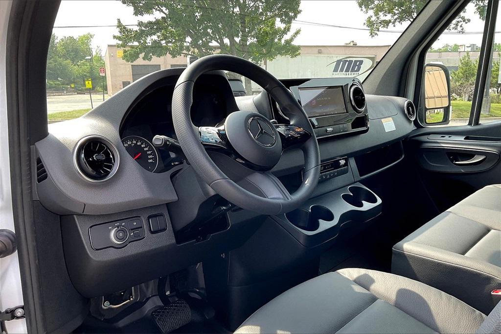new 2025 Mercedes-Benz Sprinter 2500 car, priced at $68,783