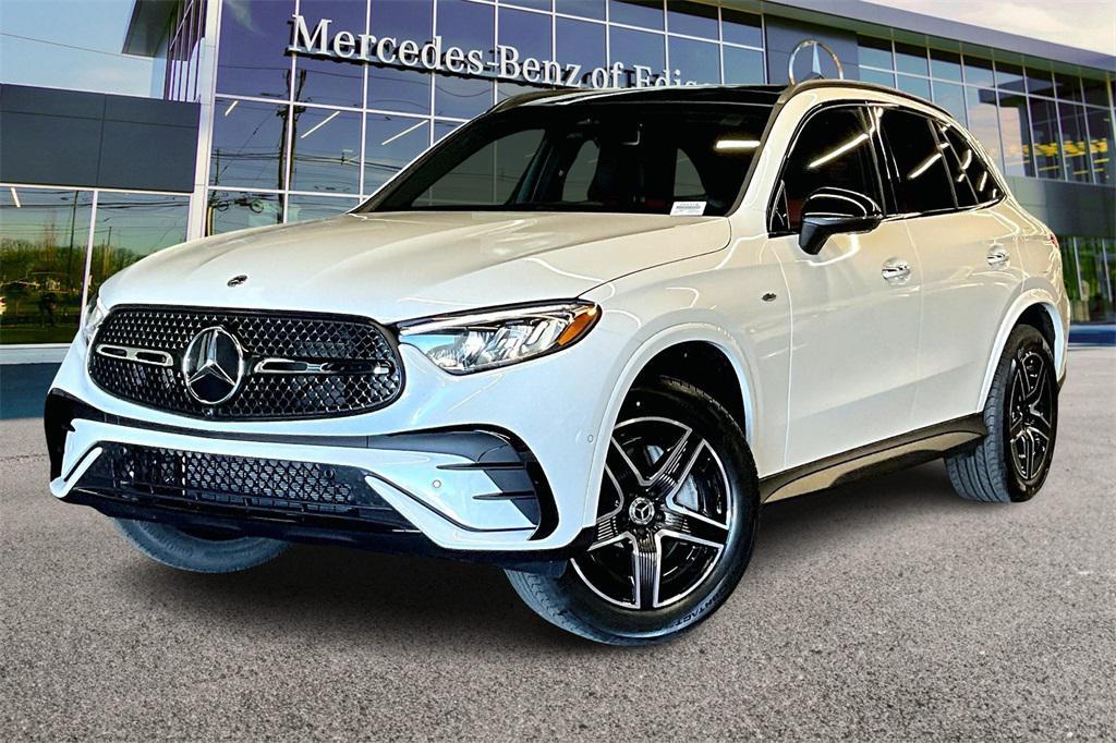 new 2025 Mercedes-Benz GLC 350e car, priced at $71,470