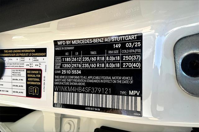 new 2025 Mercedes-Benz GLC 300 car, priced at $57,020