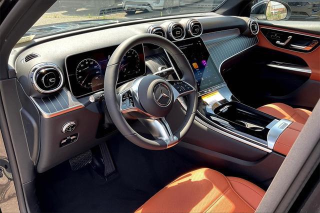 new 2025 Mercedes-Benz GLC 300 car, priced at $55,270