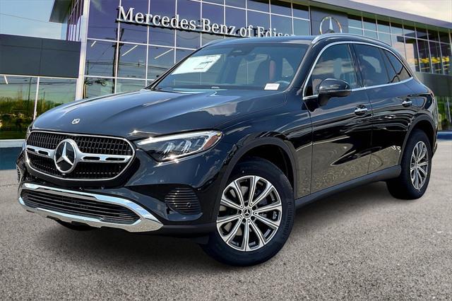 new 2025 Mercedes-Benz GLC 300 car, priced at $55,270