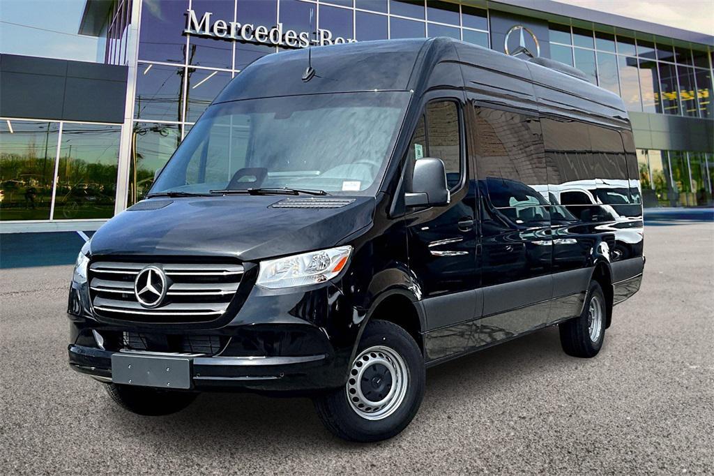new 2025 Mercedes-Benz Sprinter 3500 car, priced at $125,757
