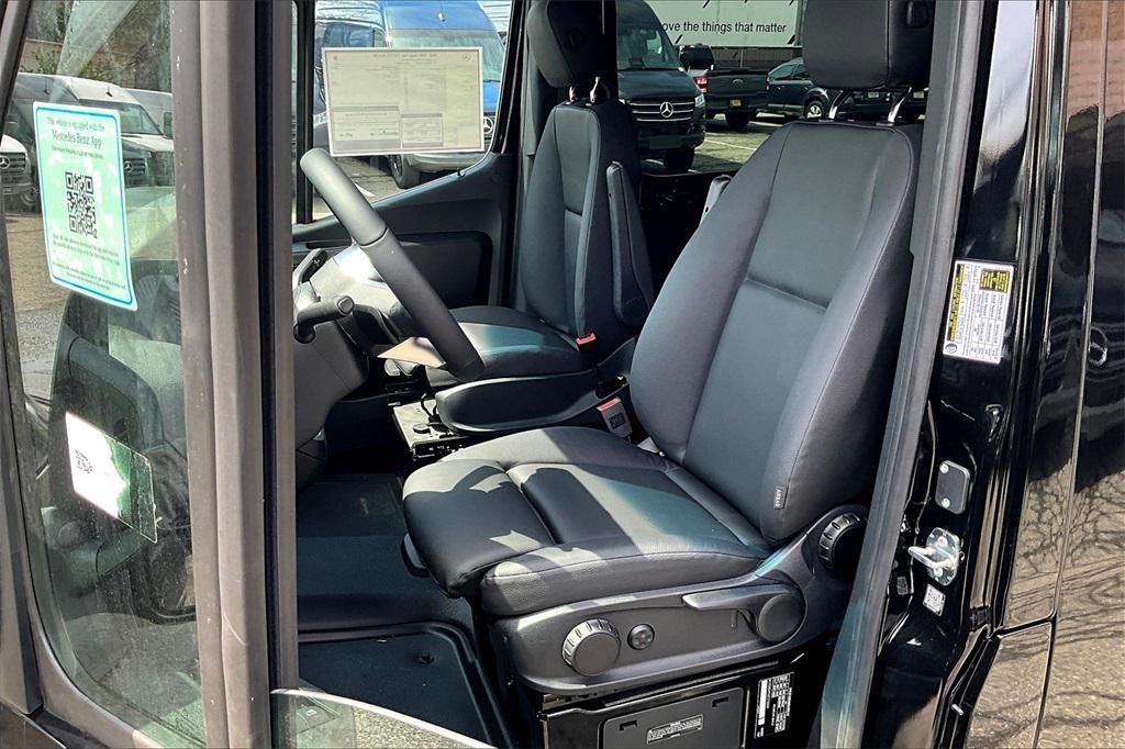 new 2025 Mercedes-Benz Sprinter 3500 car, priced at $125,757