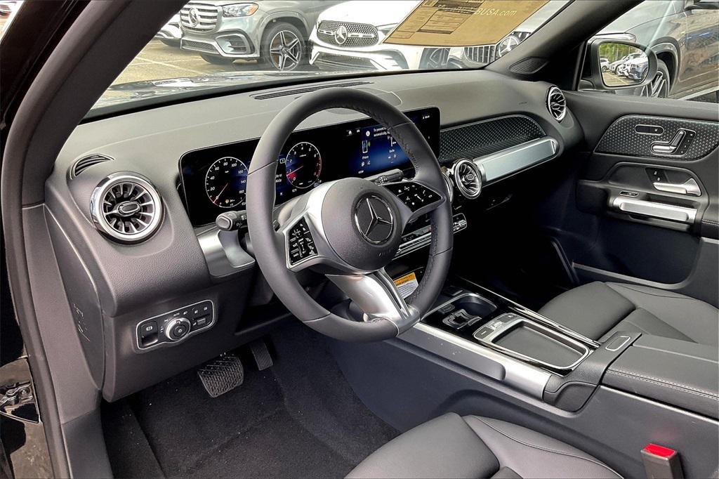 new 2025 Mercedes-Benz GLB 250 car, priced at $49,595
