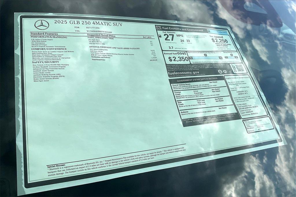 new 2025 Mercedes-Benz GLB 250 car, priced at $49,595