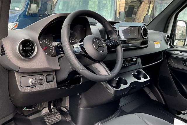 new 2025 Mercedes-Benz Sprinter 2500 car, priced at $65,308