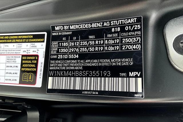 new 2025 Mercedes-Benz GLC 300 car, priced at $61,535