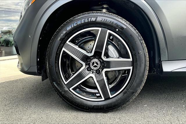 new 2025 Mercedes-Benz GLC 300 car, priced at $61,535