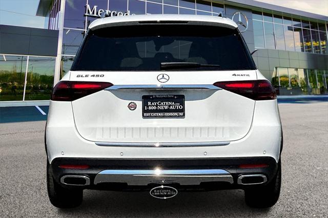 new 2025 Mercedes-Benz GLE 450 car, priced at $79,870