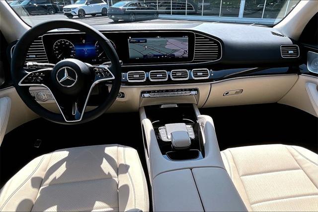 new 2025 Mercedes-Benz GLE 450 car, priced at $79,870