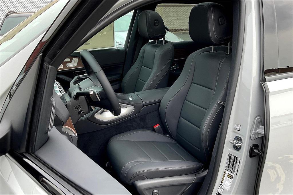 new 2026 Mercedes-Benz GLE 450e car, priced at $87,015