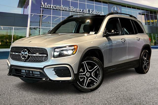 new 2024 Mercedes-Benz GLB 250 car, priced at $57,595