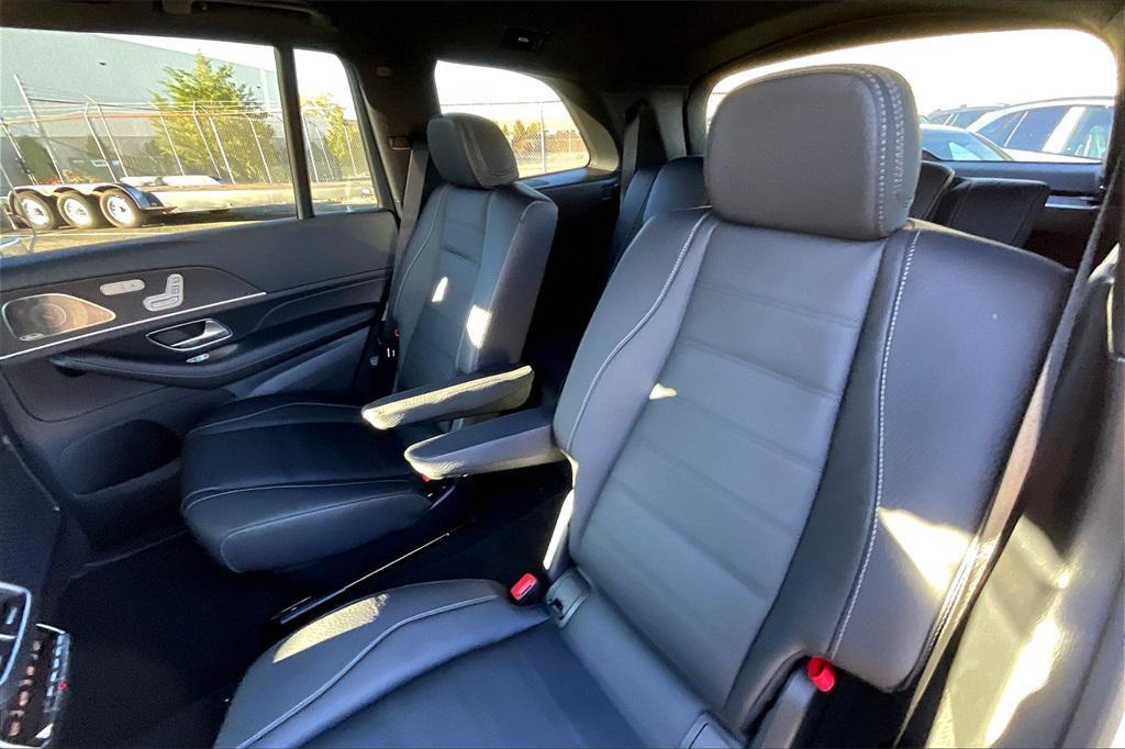 new 2026 Mercedes-Benz GLS 450 car, priced at $106,270