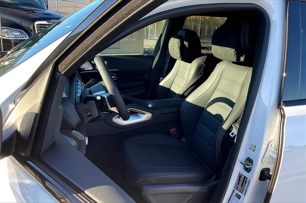 new 2026 Mercedes-Benz GLS 450 car, priced at $106,270