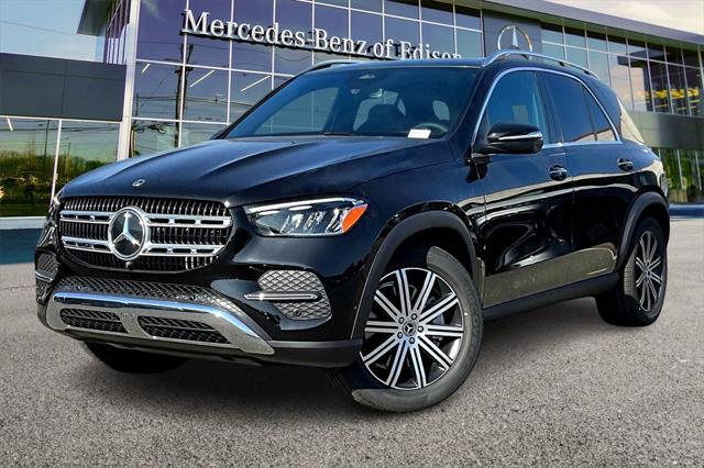 new 2025 Mercedes-Benz GLE 450 car, priced at $79,195