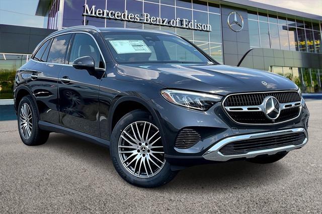 new 2025 Mercedes-Benz GLC 300 car, priced at $58,570