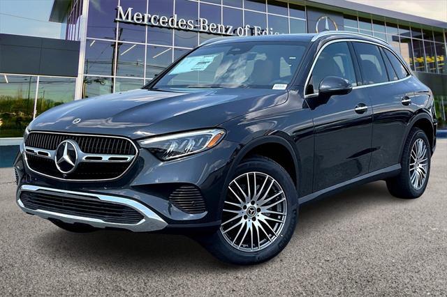 new 2025 Mercedes-Benz GLC 300 car, priced at $58,570