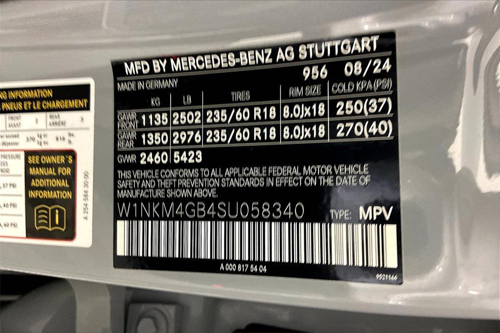 new 2025 Mercedes-Benz GLC 300 car, priced at $57,415