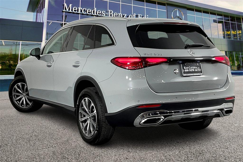 new 2025 Mercedes-Benz GLC 300 car, priced at $57,415