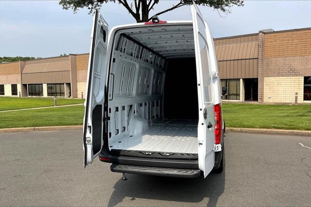 new 2025 Mercedes-Benz Sprinter 2500 car, priced at $77,526