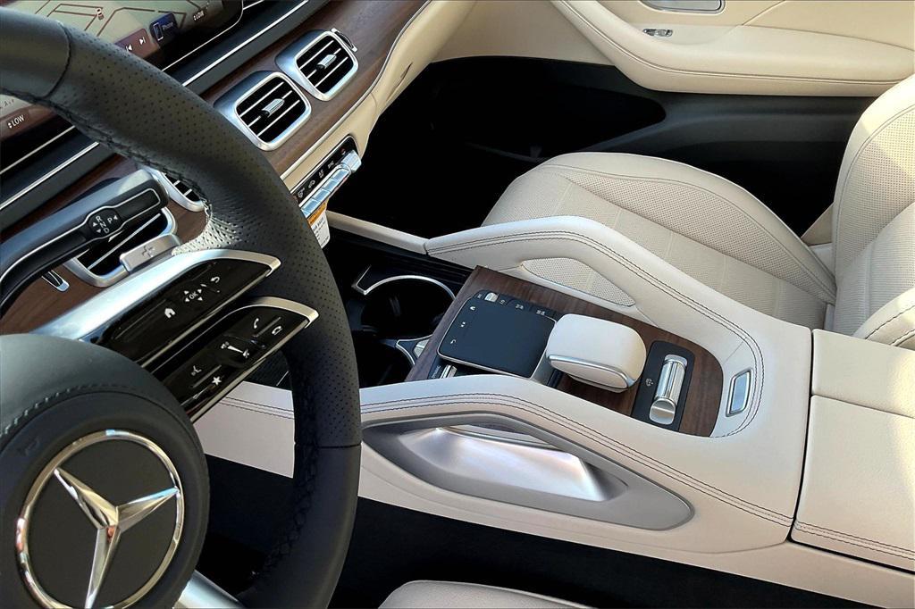 new 2026 Mercedes-Benz GLS 450 car, priced at $109,070