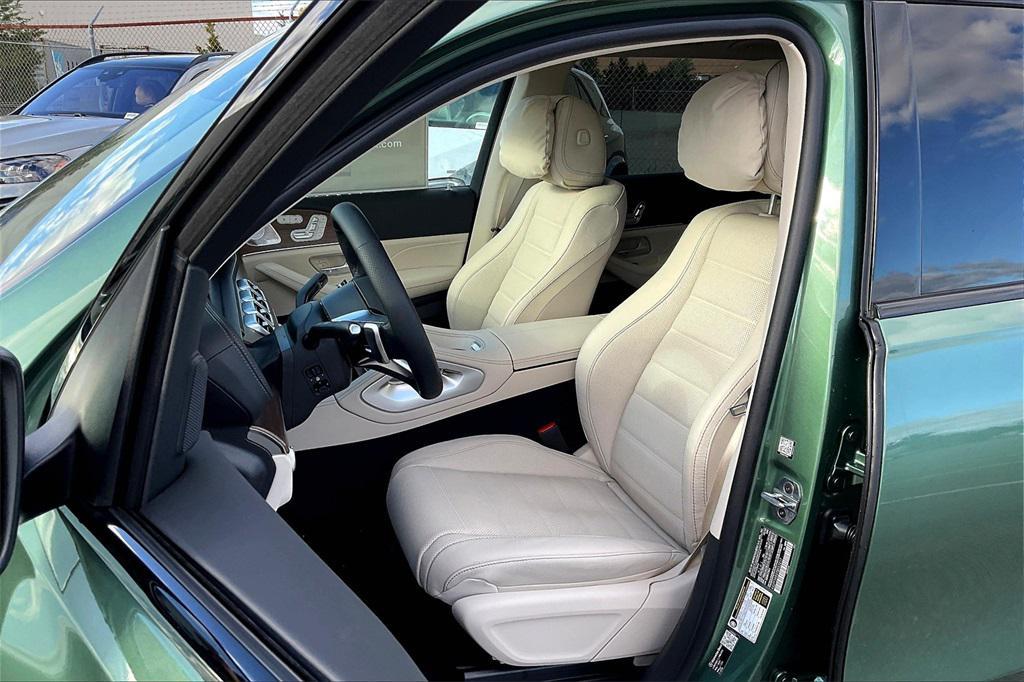 new 2026 Mercedes-Benz GLS 450 car, priced at $109,070