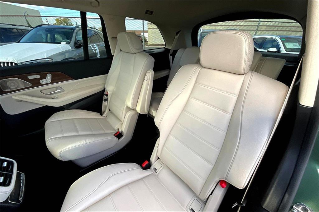 new 2026 Mercedes-Benz GLS 450 car, priced at $109,070