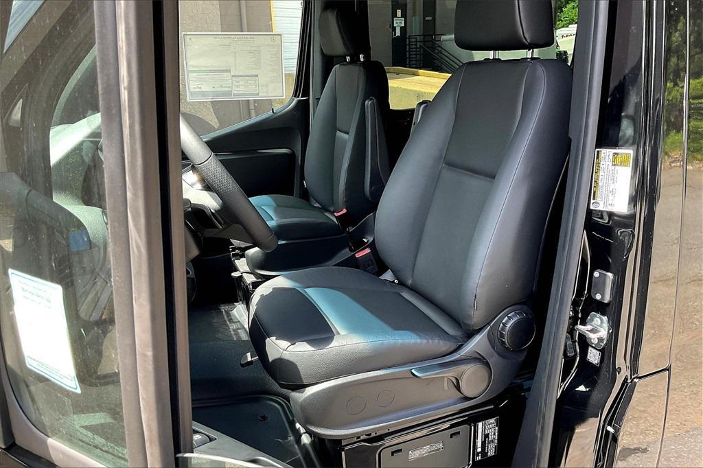 new 2025 Mercedes-Benz Sprinter 3500 car, priced at $85,261