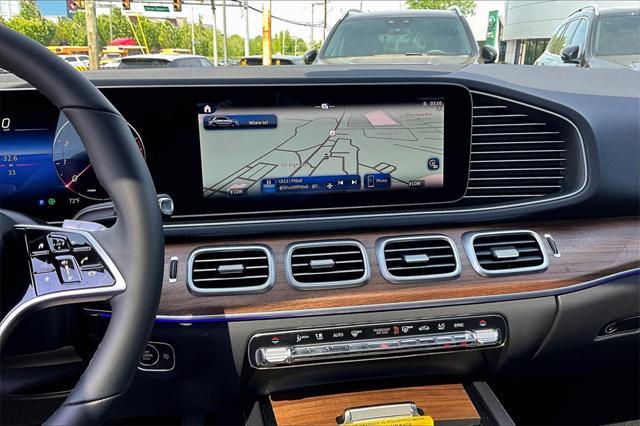 new 2025 Mercedes-Benz GLE 450 car, priced at $84,325