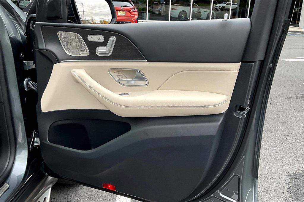 used 2023 Mercedes-Benz GLE 350 car, priced at $51,449