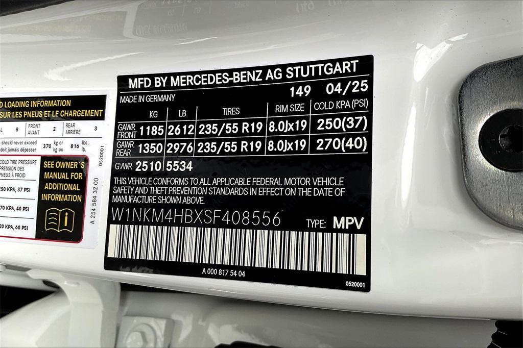 new 2025 Mercedes-Benz GLC 300 car, priced at $57,120