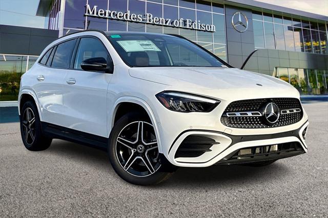 new 2025 Mercedes-Benz GLA 250 car, priced at $52,960