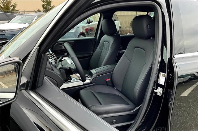 new 2025 Mercedes-Benz GLB 250 car, priced at $49,595