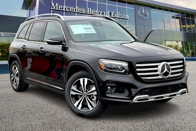 new 2025 Mercedes-Benz GLB 250 car, priced at $49,595