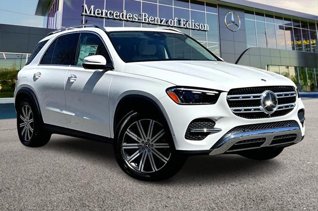 new 2025 Mercedes-Benz GLE 350 car, priced at $67,135