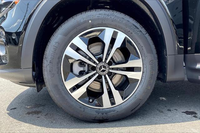 new 2025 Mercedes-Benz GLB 250 car, priced at $51,590