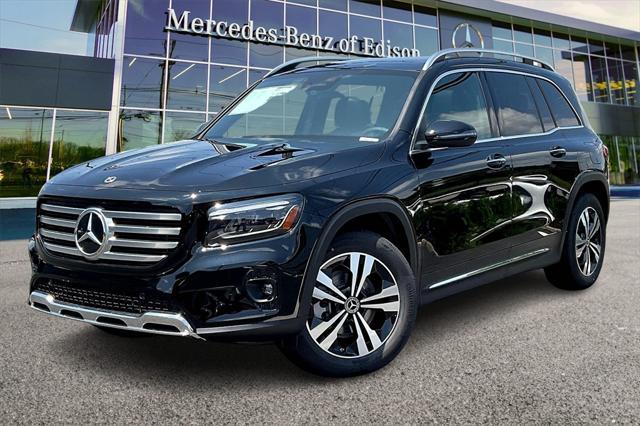 new 2025 Mercedes-Benz GLB 250 car, priced at $51,590