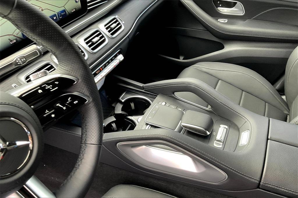 new 2026 Mercedes-Benz GLS 450 car, priced at $98,815